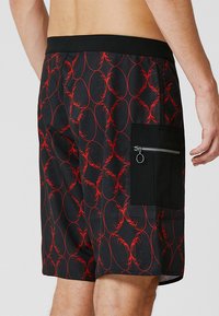 Dane Coil 18.5' Trunk Shorts (Black Blood)
