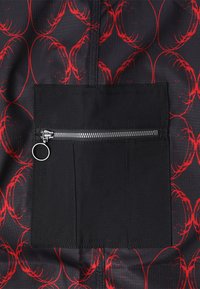 Dane Coil 18.5' Trunk Shorts (Black Blood)