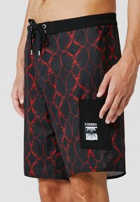 Dane Coil 18.5' Trunk Shorts (Black Blood)