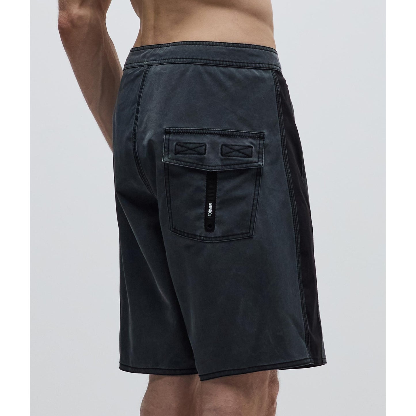 TEAM 19" TRUNK // BLACK
